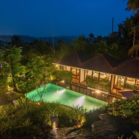 Le Candles Resort Kozhikode Bagian luar foto