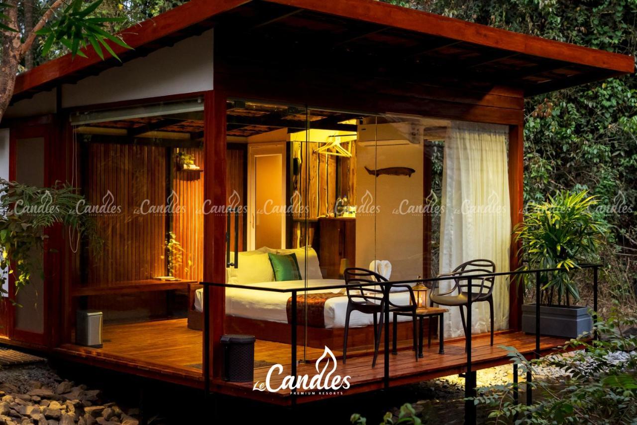 Le Candles Resort Kozhikode Bagian luar foto