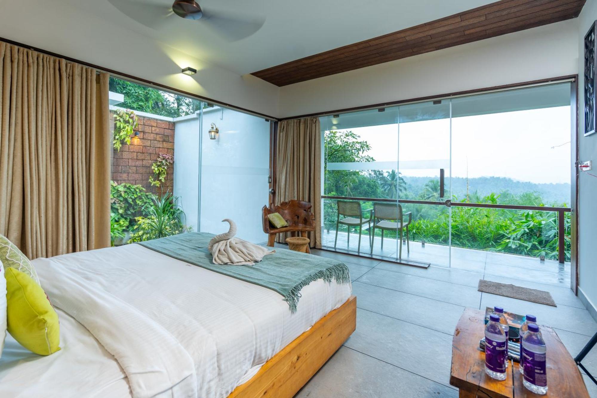 Le Candles Resort Kozhikode Bagian luar foto