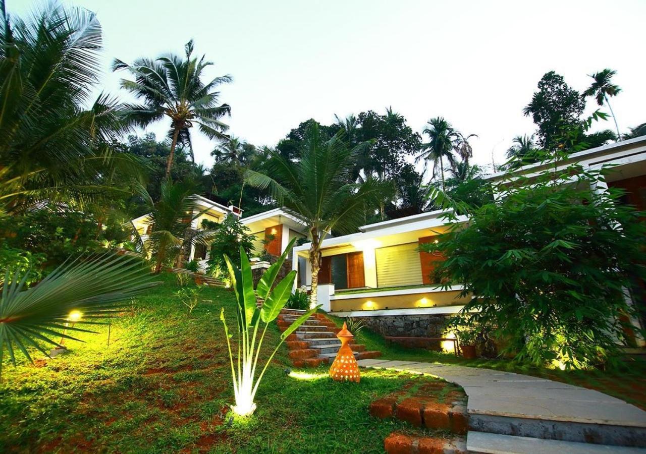 Le Candles Resort Kozhikode Bagian luar foto