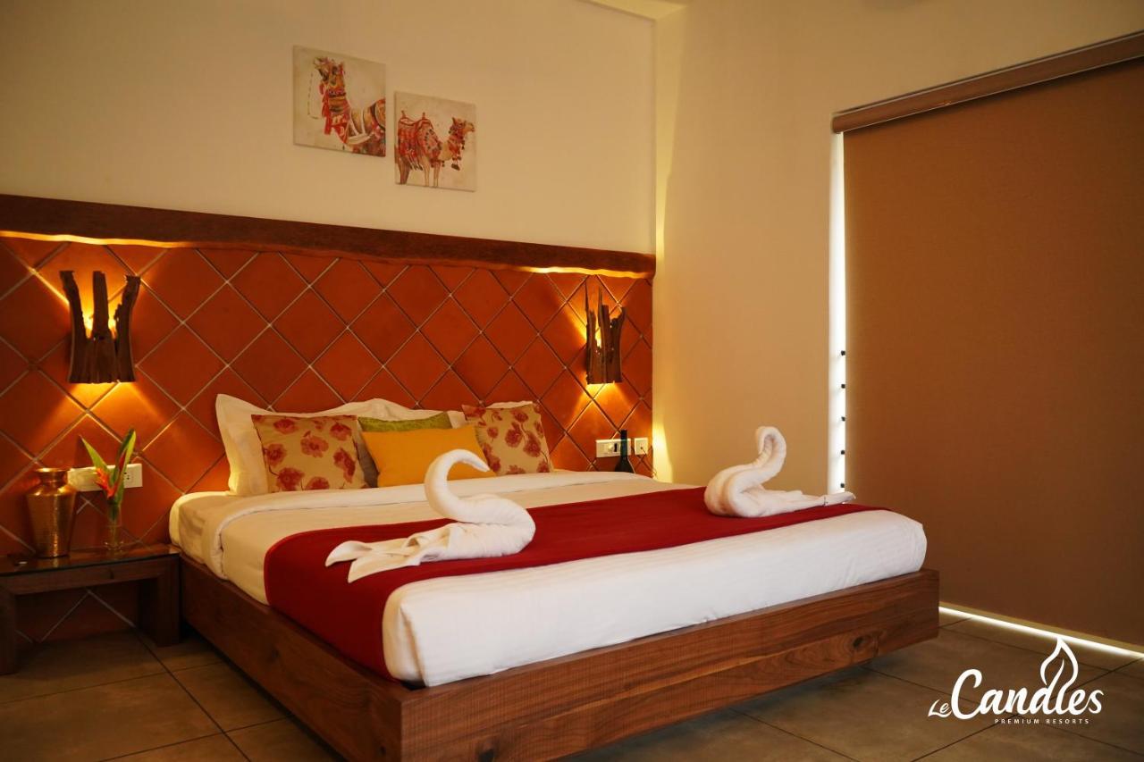 Le Candles Resort Kozhikode Bagian luar foto